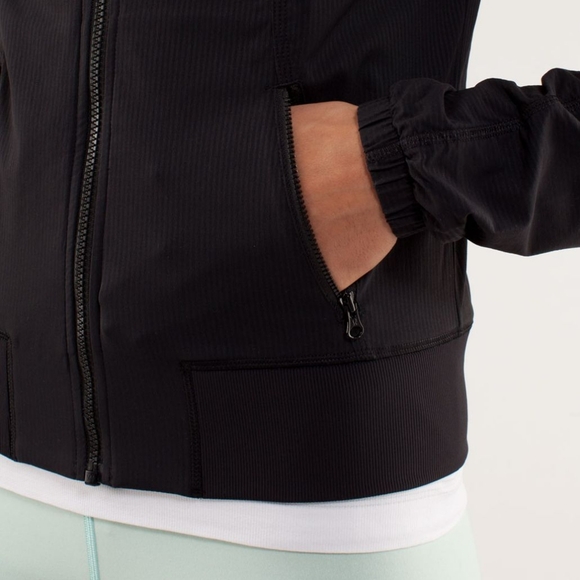 Lululemon Street To Studio Black Zip Up Hooded Lined Jacket Size 6 - Picture 3 of 9